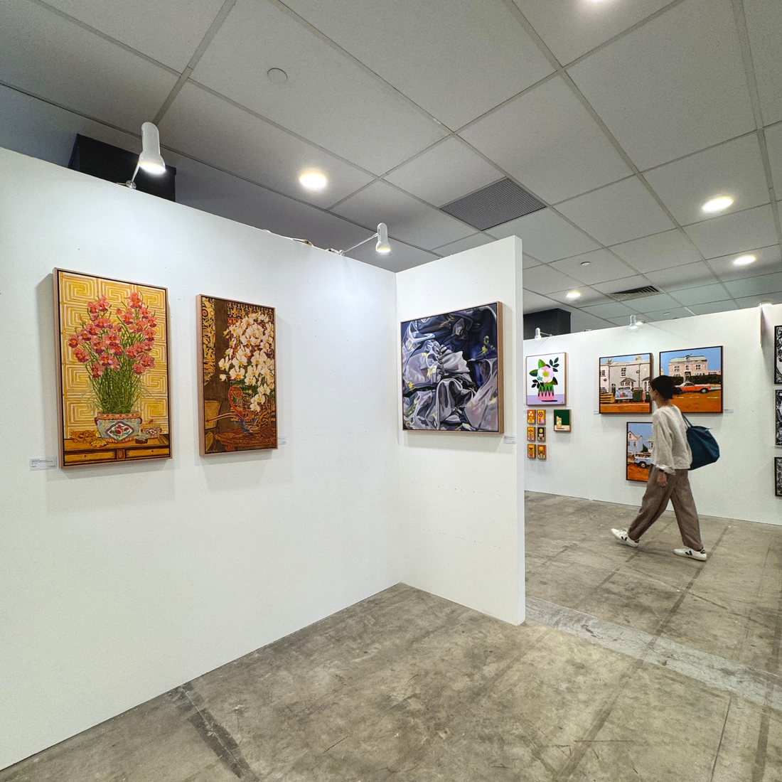 Kean Onn See - Moon Orchid (Phalaenopsis amabilis)